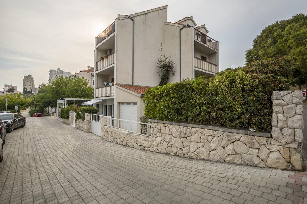 Lusea Apartments Split Exterior foto